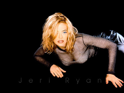 Jeri Ryan looking very beautiful